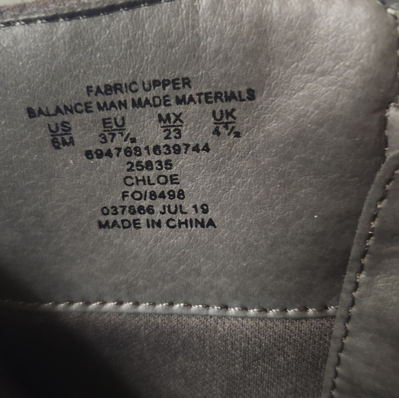 NIB Simply Styled size 6 - Picture 5 of 5